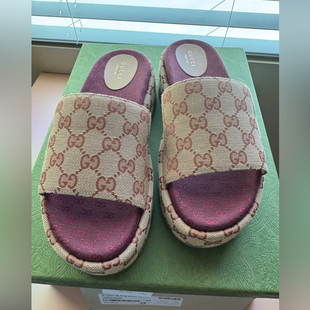 **SOLD**Gucci GG canvas/nappa**SOLD**